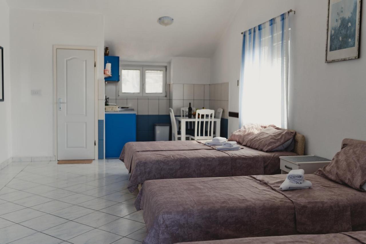 Apartments Djukic Tivat Eksteriør bilde