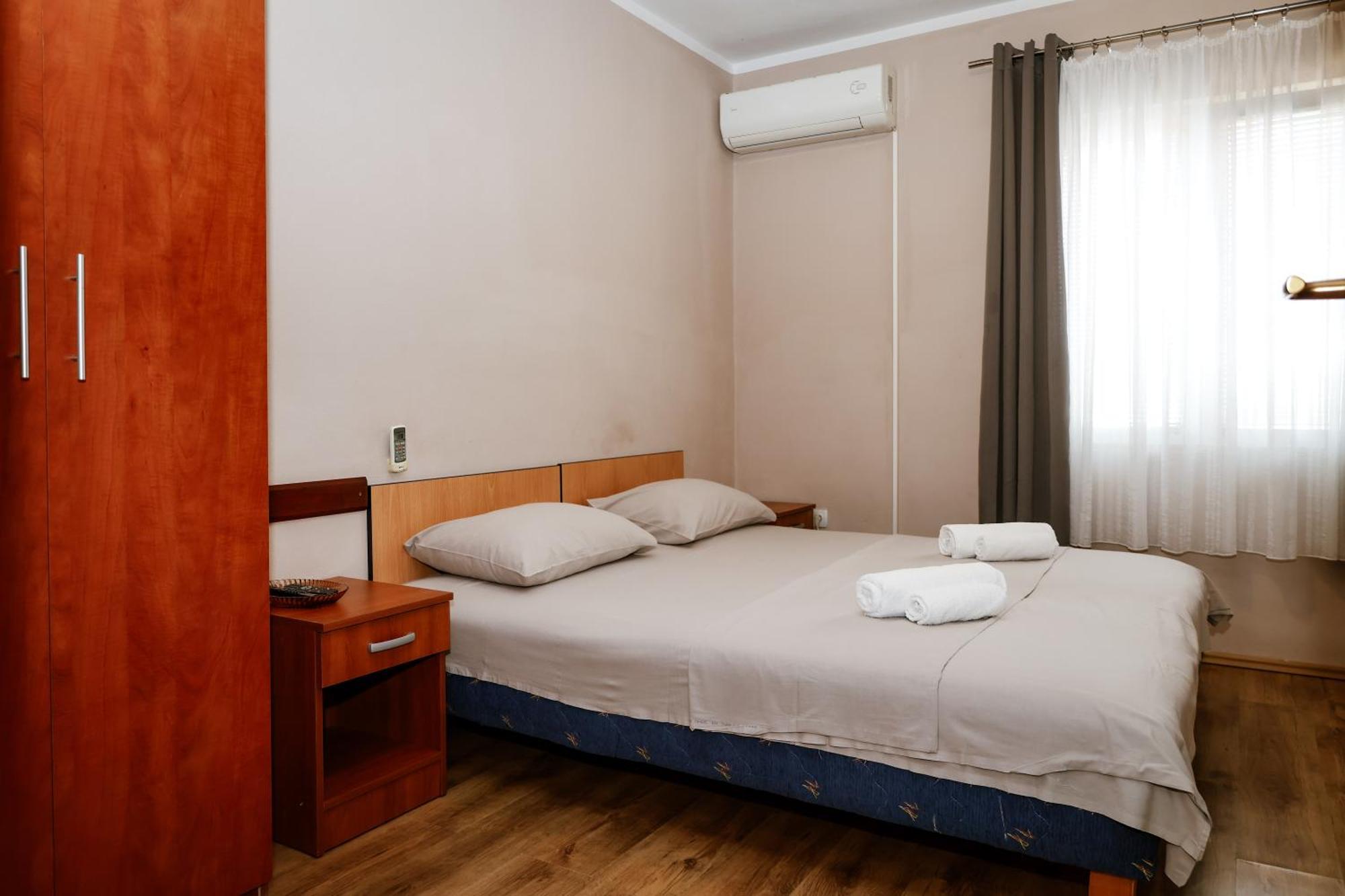 Apartments Djukic Tivat Eksteriør bilde