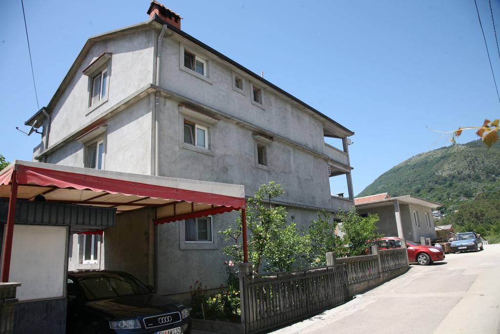 Apartments Djukic Tivat Eksteriør bilde